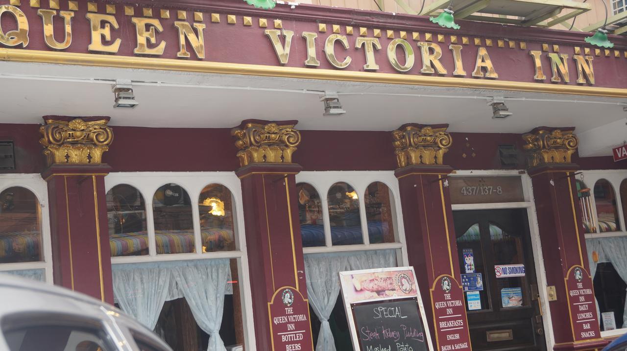Queen Victoria Inn Pattaya Exteriör bild