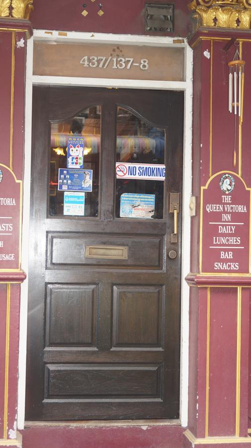 Queen Victoria Inn Pattaya Exteriör bild